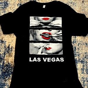 Las Vegas T-shirt Size XL